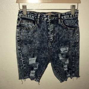 High wasted acid washed distressed shorts